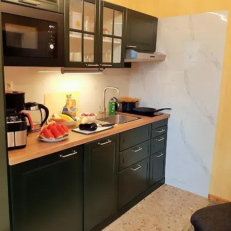 Ferienwohnung Petronela Waren  Esterno foto
